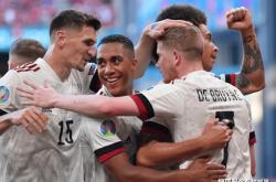 LOL赛事-包含乌迪内斯比逼平皇家马德里，提前出局的词条