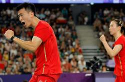 LOL决赛-丹麦队轻取印度队，郑思维高光表现