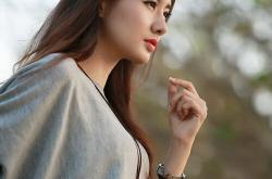 英雄联盟总决赛-中锋新定义，当奥地利引擎驱动那不勒斯，奥斯梅恩如何成为意甲的攻防转换核武器？