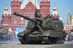 LOL赛事-黄蓝浪潮席卷黄金之城，哥伦比亚雨燕击溃卡塔尔钢铁堡垒