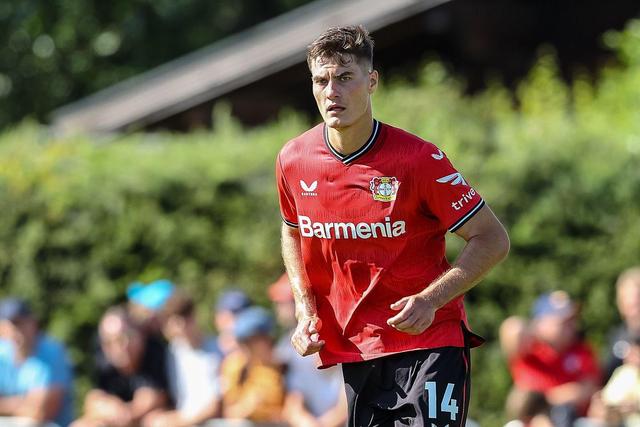 柏林联队以出色表现夺得胜利