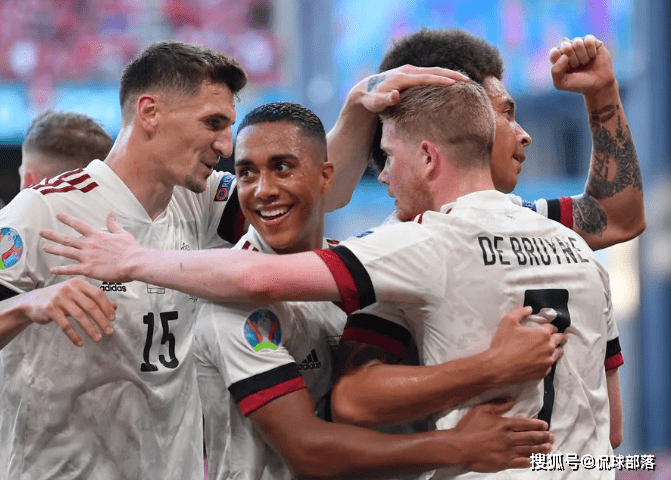 包含乌迪内斯比逼平皇家马德里，提前出局的词条