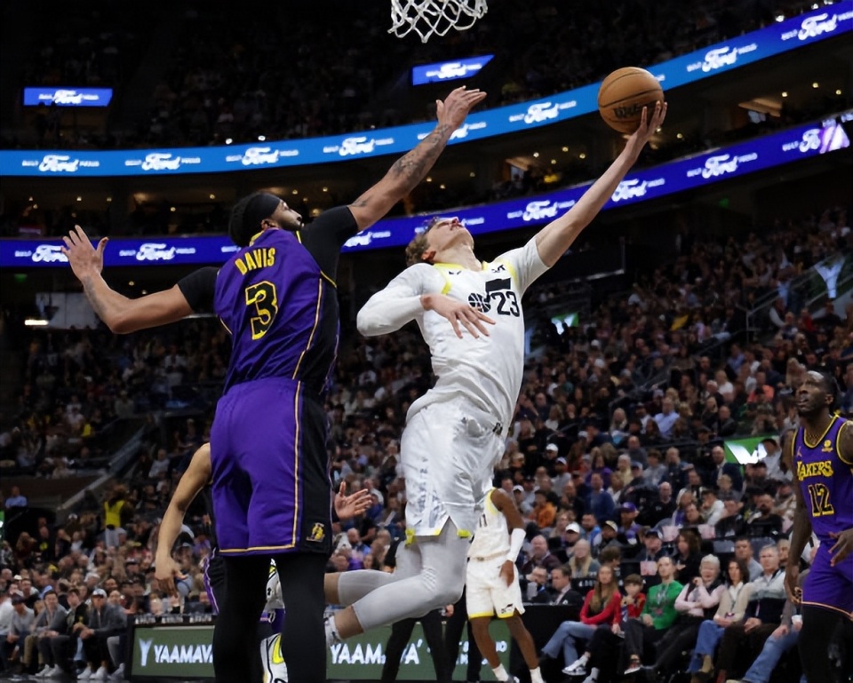 威廉姆斯逆转索伯车队,拉塞尔状态火热 威廉姆斯逆转索伯车队,拉塞尔状态火热