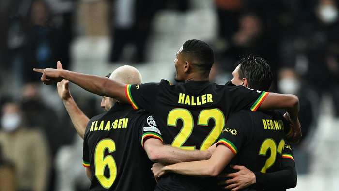 比利时大胜摩纳哥，提前锁定小组头名