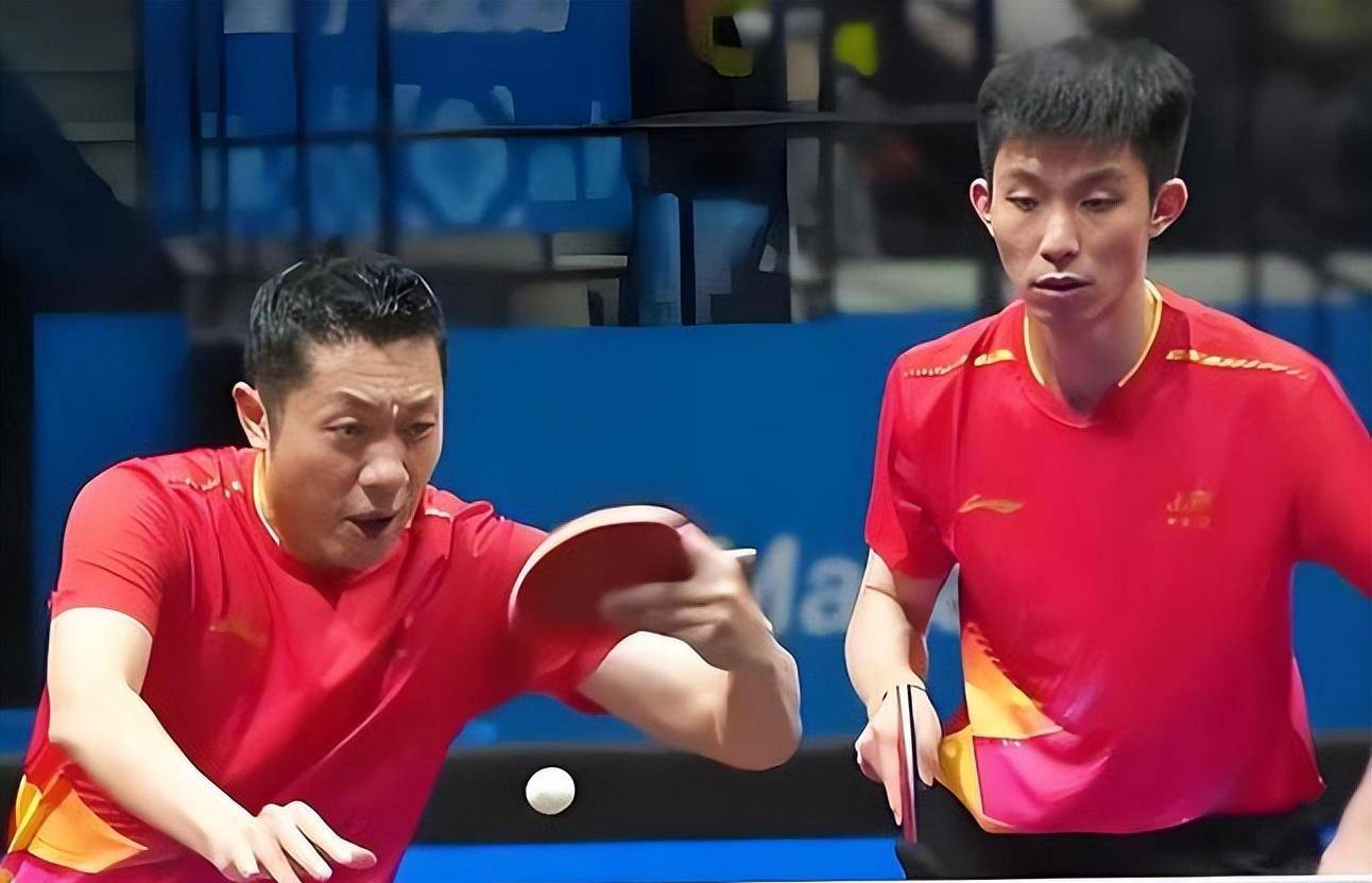 日本队鏖战中国队,许昕点燃赛场 日本队鏖战中国队,许昕点燃赛场