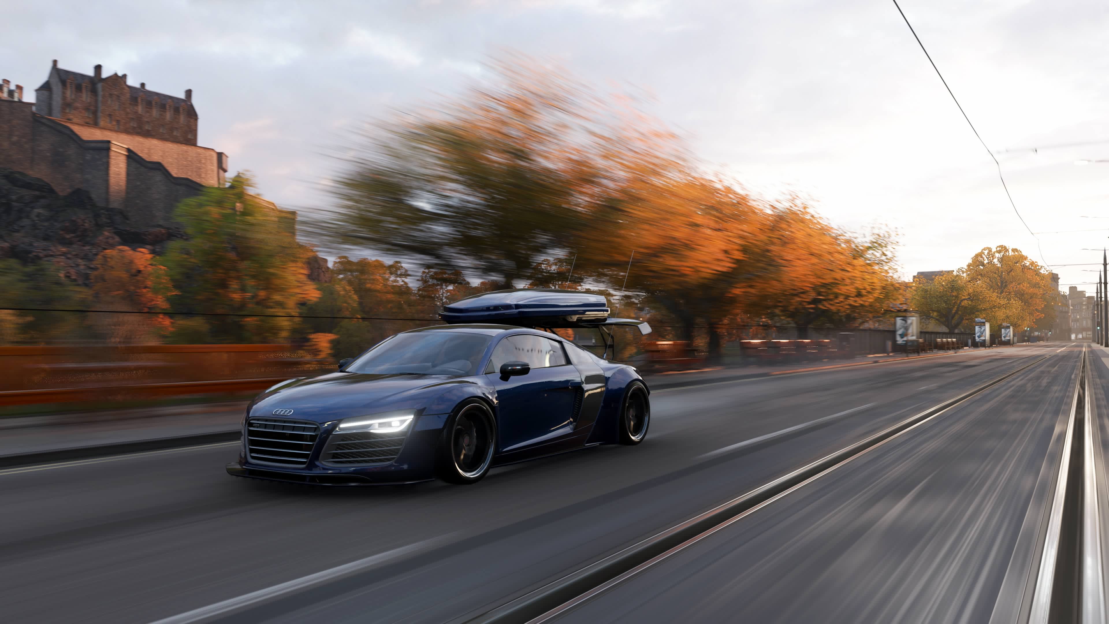 我注意到，您给出的两个关键词分属截然不同的领域—F1赛车与足球欧冠。要让文章具有唯一性，就不能简单拼贴，而必须找到它们内在的精神共鸣。让我们从一个能统摄两者的标题开始