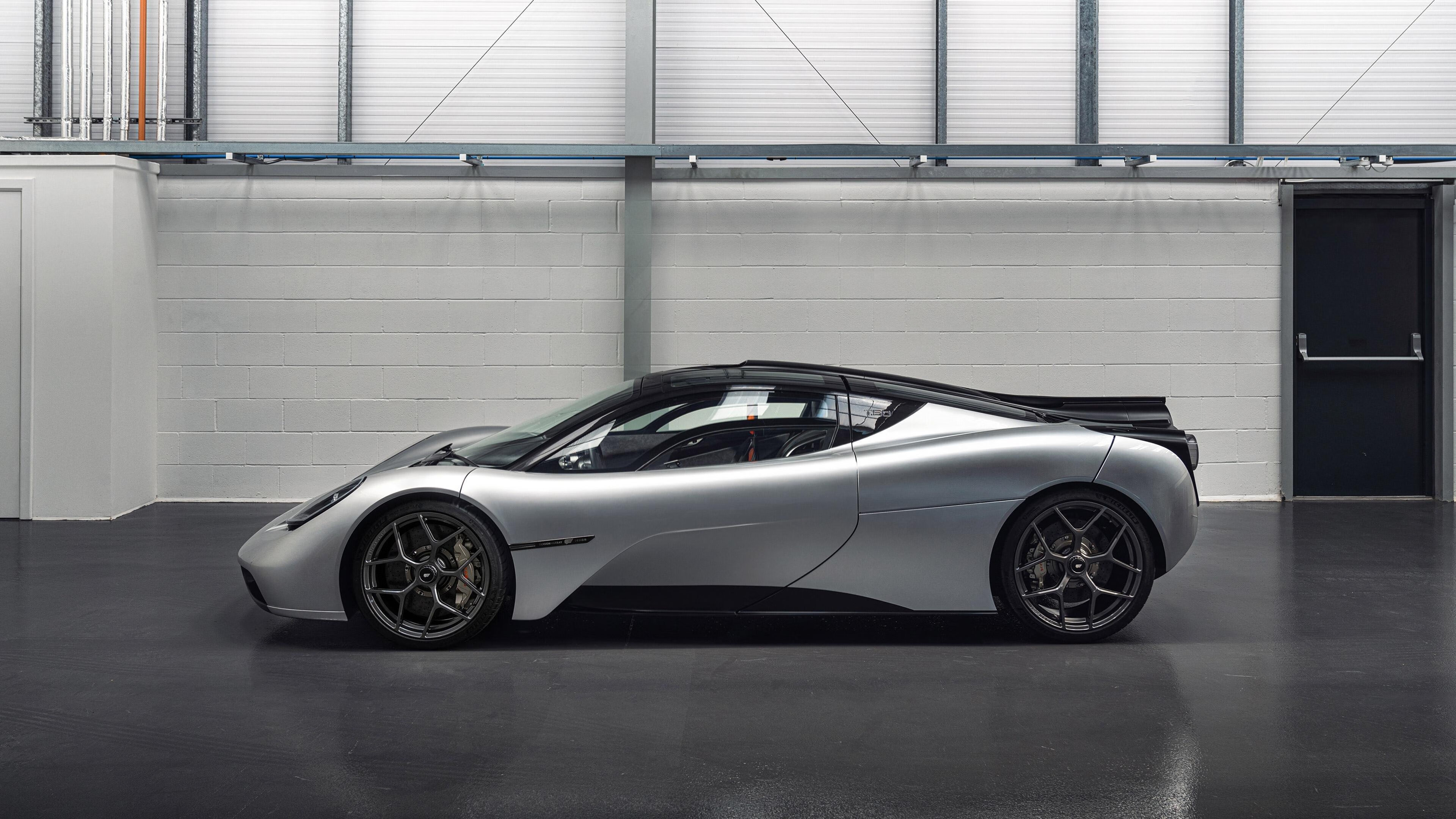 足球与篮球的碰撞，美加墨世界杯焦点战背景下的上海队速胜篮网